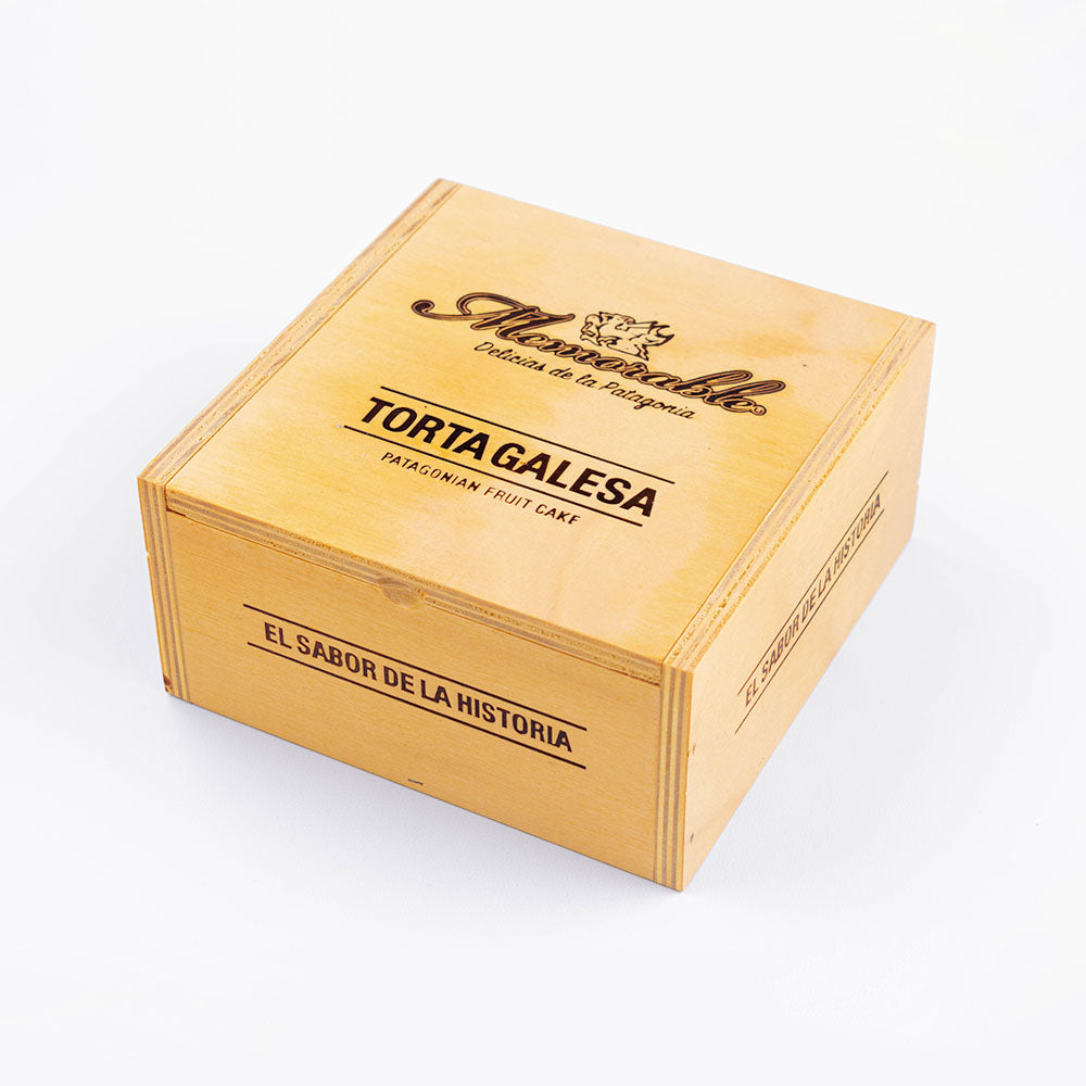 Torta Galesa - 500 gramos en Caja de Madera Cuadrada